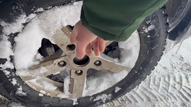 Налипание снега на колеса автомобиля вибрация автомобиля смотреть онлайн
