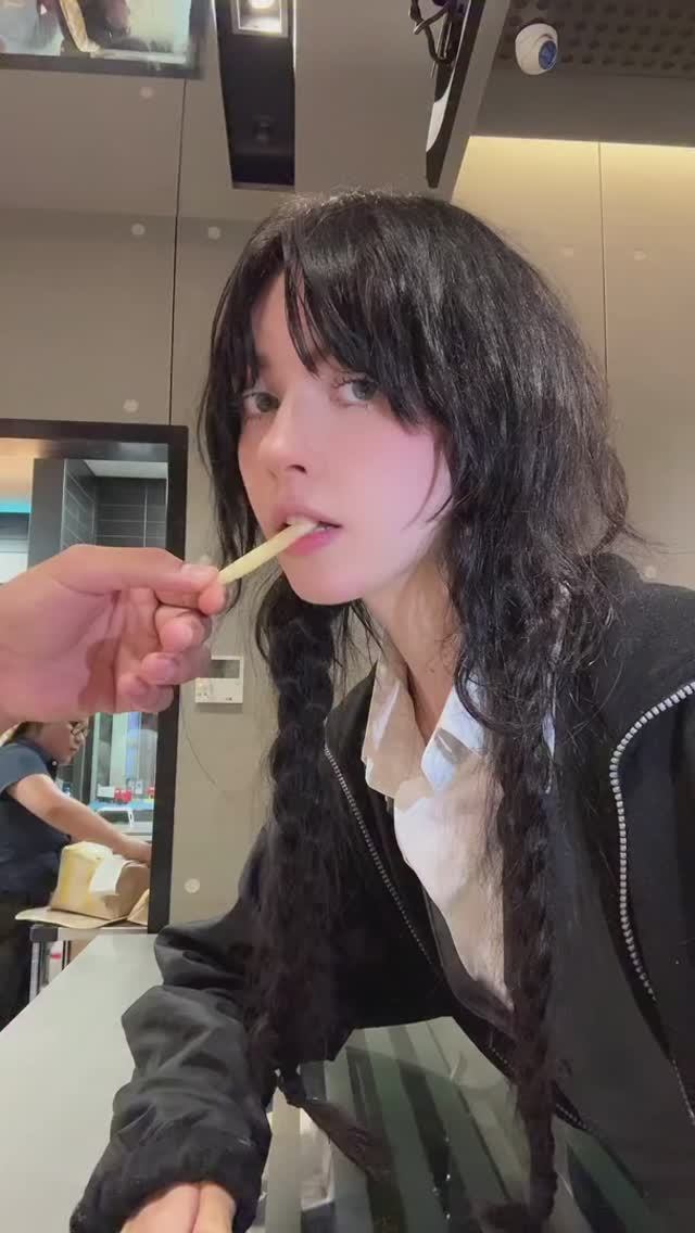 Тянки Неформалки смотреть онлайн