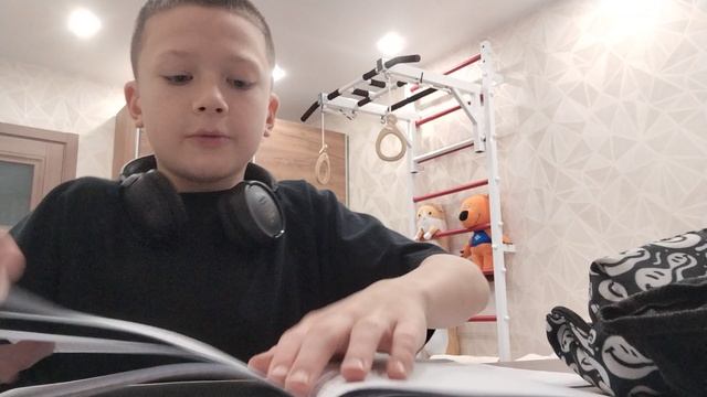 1000025858.mp4 смотреть онлайн