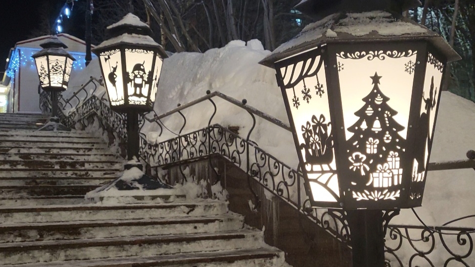 Кировск/пр.Ленина дом 9/Прогулка по городу смотреть онлайн