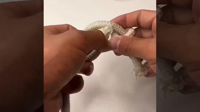 Превосходный и прочный узел, который будет полезен в любой ситуации.