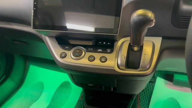 Honda Stream, 2011 год