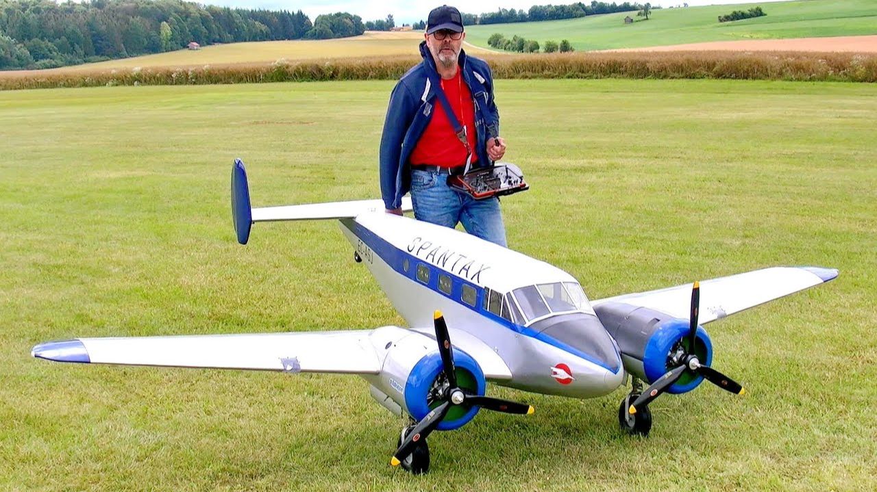 Красота. Воздушное шоу радиоуправляемых самолётов