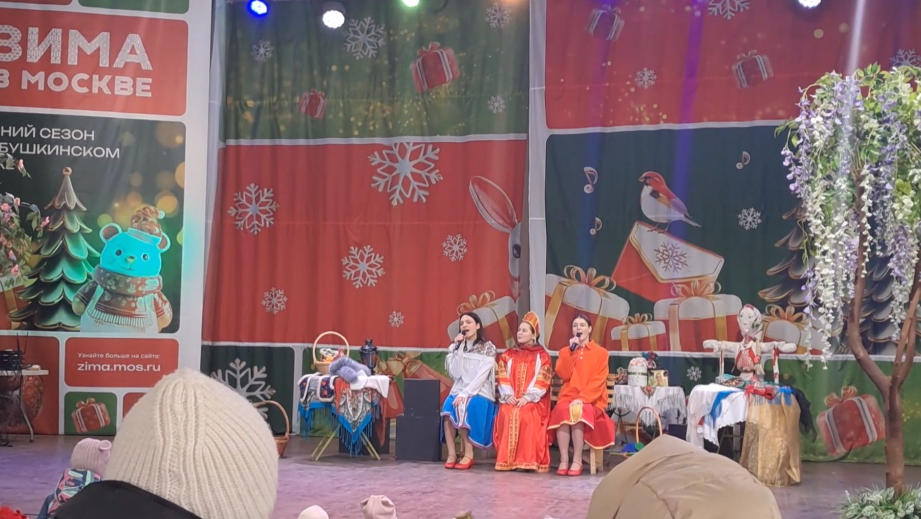 Празднование масленицы в Бабушкинском парке. Видео от 2 марта 2025 года. Вторая часть смотреть онлайн