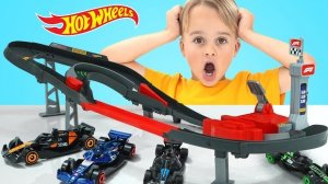 Гонки с игрушечными машинками - Кто победит?