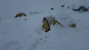 Лагерь Пласа де Мулас весь засыпан снегом, не припомним такого