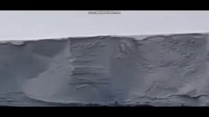 Настоящая Ледяная стена Антарктиды якобы, в разные времена года