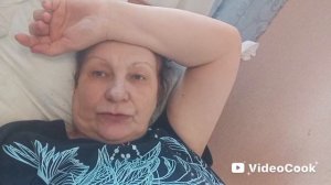 Мой муж психопат? Болею, но готовлю обед, балуюсь со своей собачкой.