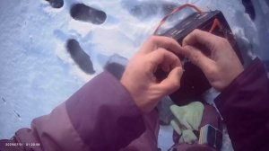 Рыбачил 2 часа🎣 Ловля Окуня на мормышку с пучком мотыля🪱 Пробурил несколько лунок.