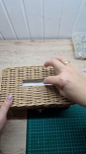 Когда усовершенствовала салфетницу сумочной фурнитурой☺️ смотреть онлайн