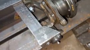 Делаю трактор без цепей и шкивов (((продолжение передняя балка )))