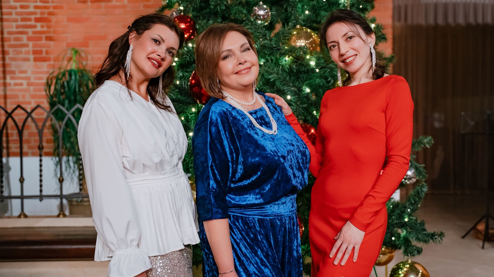 С Новым годом, Москва. Музыка Марал Якшиевой. Дирижер Екатерина Заборонок смотреть онлайн