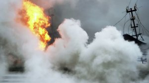 Пожар произошел на нефтебазе под Волгоградом из-за падения обломков БПЛА