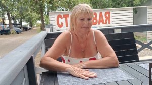 ЛЕНА Я В СТОЛОВОЙ