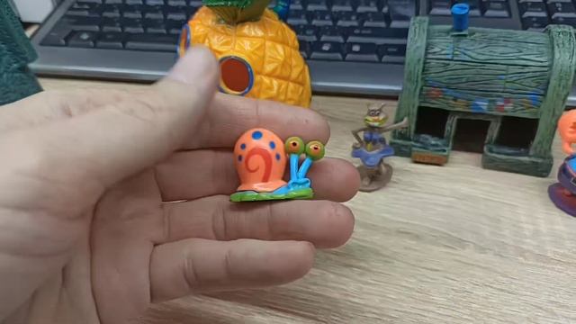 Набор фигурок Sponge Bob 9шт. Домики. Губка Боб 'Квадратные Штаны' 2024 смотреть онлайн