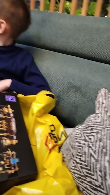 Отдыхаем в Европолисе смотреть онлайн