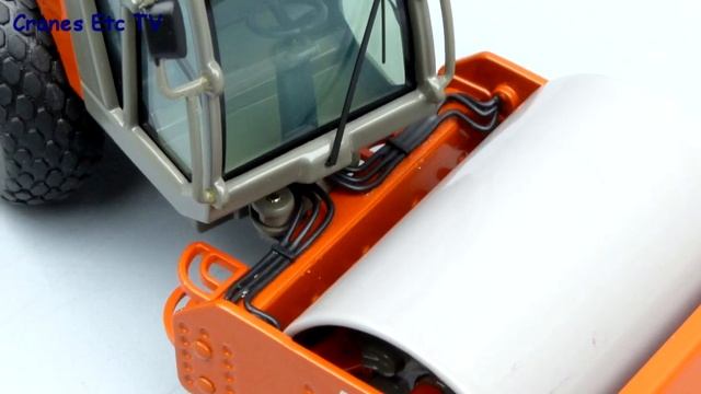 NZG Atlas 1140 Compactor by Cranes Etc TV