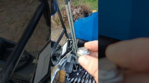 Сорвало болты крепления башни, натер обшивкой шланг гидравлики Риппа Р15 Rippa R15 NDI322