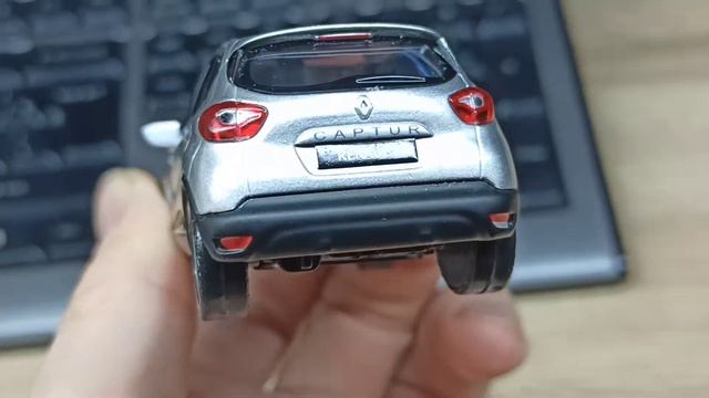 Renault Captur I(I)'2016. 1-43 от Norev смотреть онлайн