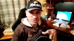 Люди добрые мне помогают!