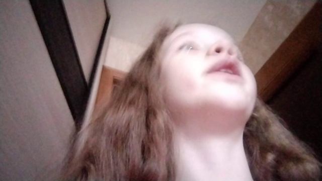 убираюсь в квартире пока Милана спит) смотреть онлайн