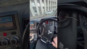 Японский Бус Mitsubishi Delica D5