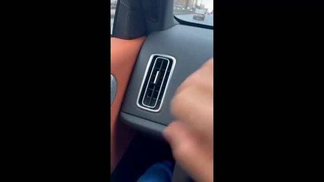 ☝️Вот такие вот у нас премиальные китайские машины, а дальше конечно делайте выводы сами.
Lixiang смотреть онлайн