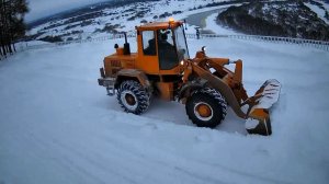 09.01.2026 Уборка снега на смотровой площадке в Толмачево. Город Вязники