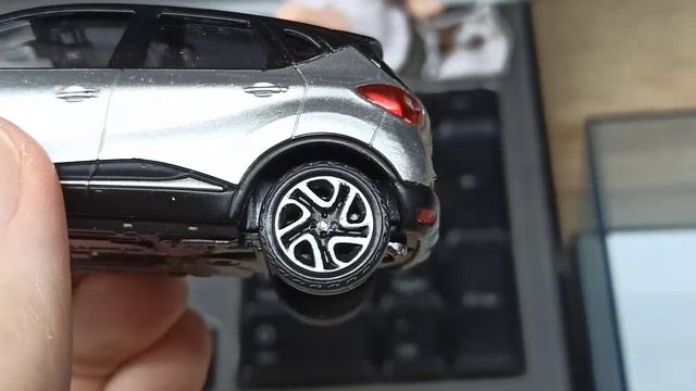 Renault Captur I(I)'2016. 1-43 от Norev. Kaptur+ смотреть онлайн