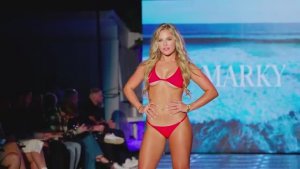 Сексуальные девочки на подиуме. Выпуск 87