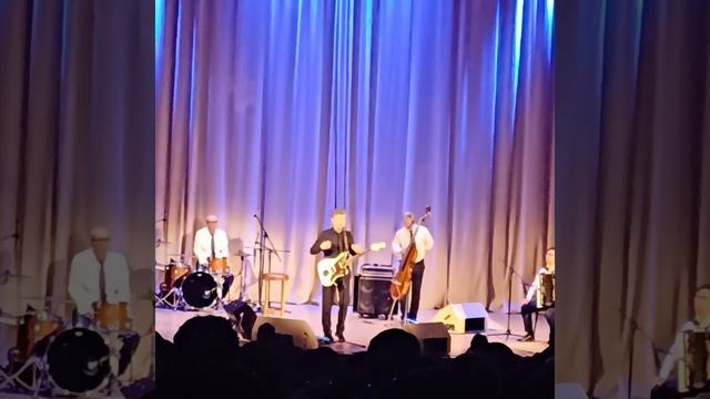 Голубой огонек