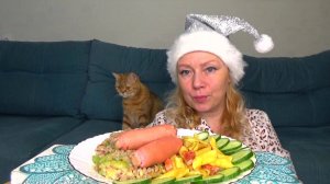Мукбанг Макароны с колбасой, сосиски с кетчупом, гречка с кабачками. Еда