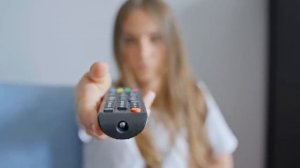 Viral Immersive and Interactive Hands Warm Up Experience