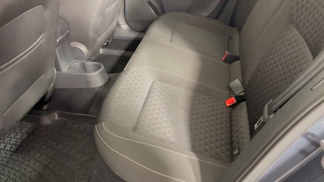 Skoda Rapid смотреть онлайн