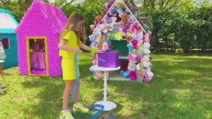 Лайк Крошки Настя украшаем игровые домики