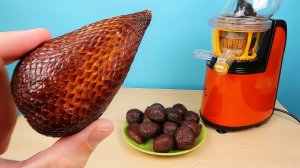 Что если бросить Змеиный Фрукт в Соковыжималку? Сок из Экзотики. Салак. alex boyko