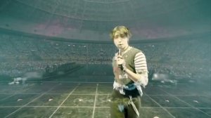 Как же это красиво смотрится. Жаль в живую этого не было возможности посмотреть 🙈