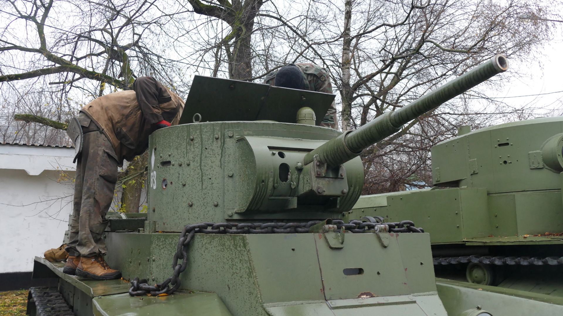 Работы по танку БТ-7, Центральный Музей Вооруженных Сил, ноябрь 2022 смотреть онлайн