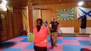 занятие центральной линии при атаке сверху