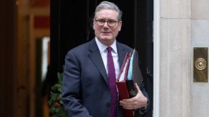 В Британии назвали бредовым предложение Стармера разместить войска на Украине