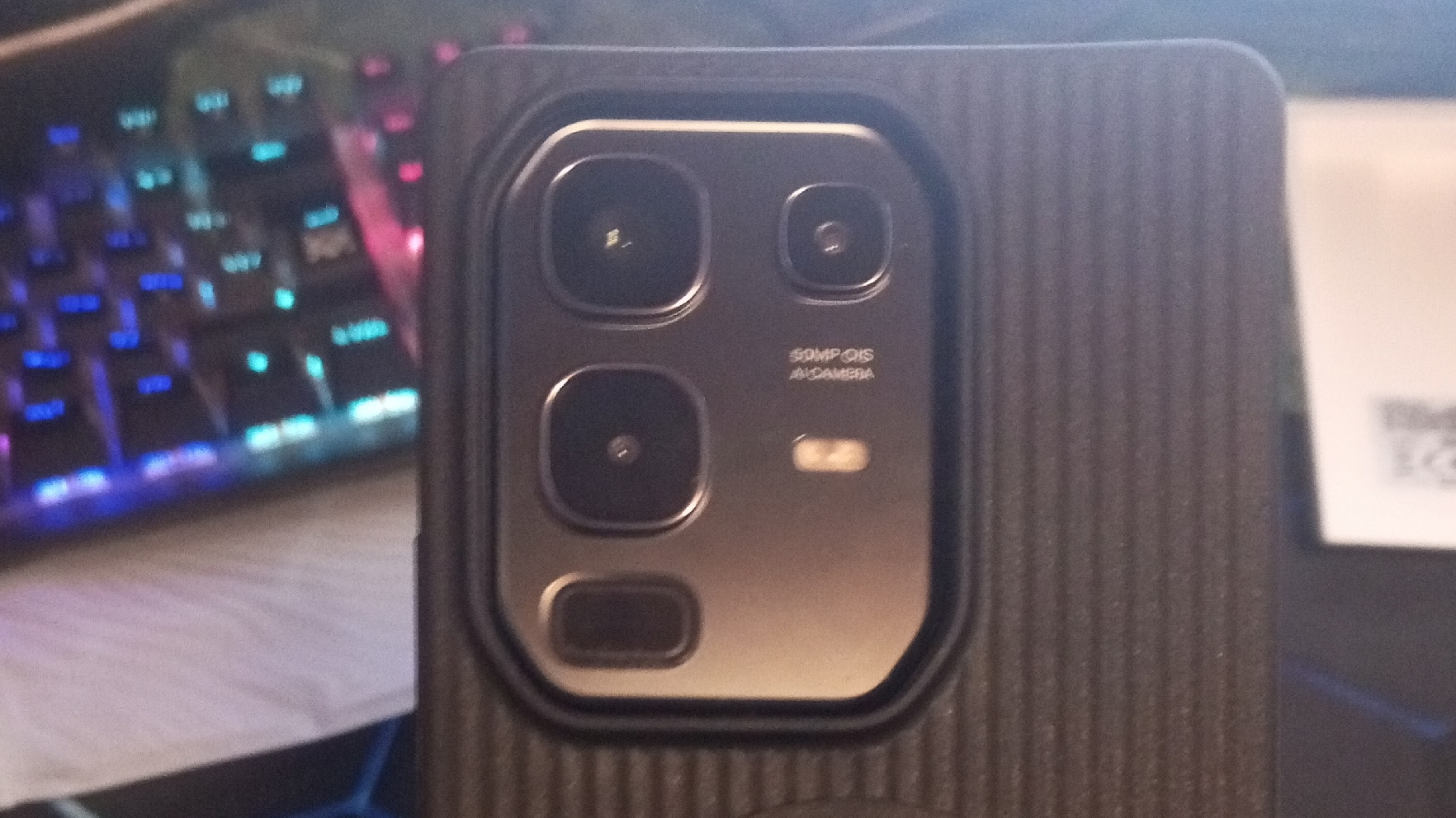 распаковка нового телефона Infinix NOTE 50 и не много теста камеры👋 смотреть онлайн