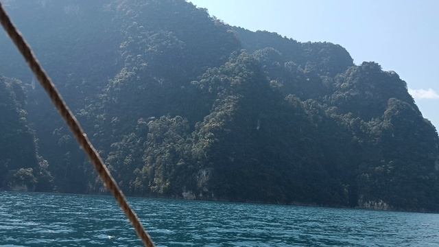 Озеро Чео Лан, Национальный парк Као Сок, Таиланд (Chieo Lan Lake, National Park Khao Sok, Thailand)