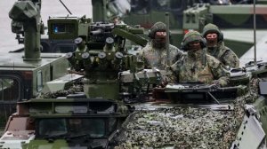 Фицо назвал "провокацией" планы Европы об отправке войск на Украину