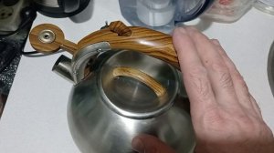 Как почистить чайник о накипи за 3 минуты!!!!!!!