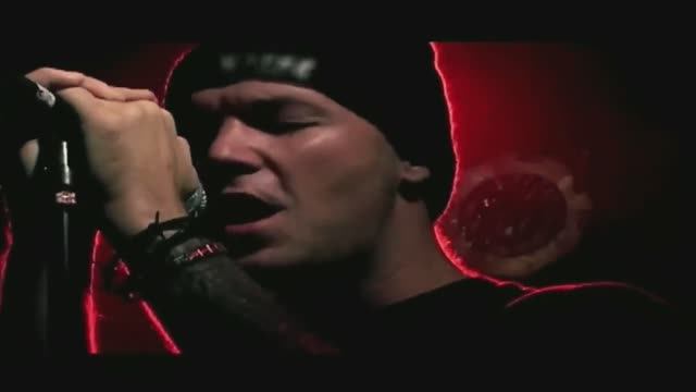 Limp Bizkit Behind Blue Eyes смотреть онлайн