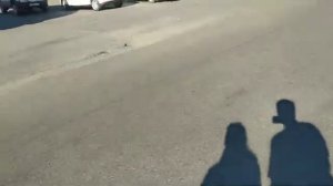 Komputersem гуляет со своей мамой и считает машины [get.gt]