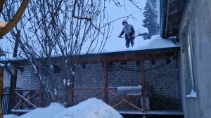 Забрали с руками. Горы снега. Вернулись благополучно. Готовлю