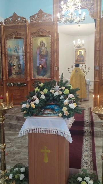 Рождественская служба в Храме Святой Благоверной Тамары смотреть онлайн