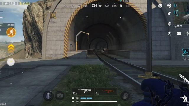 Я играю call of duty mobile в режим DMZ смотреть онлайн