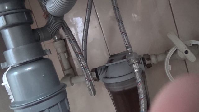 Подкапывает под мойкой. Сложный случай. смотреть онлайн